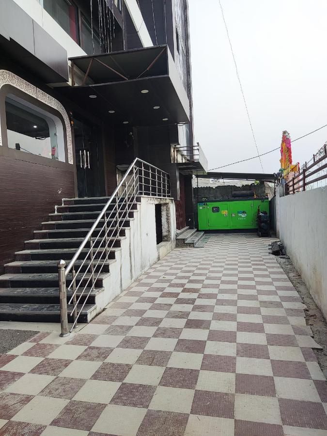 Hotel Kanha Shyam Madhubani Exterior foto